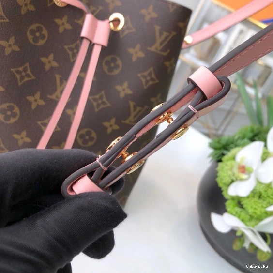 VUITTON LOUIS NÉONOÉ 0506